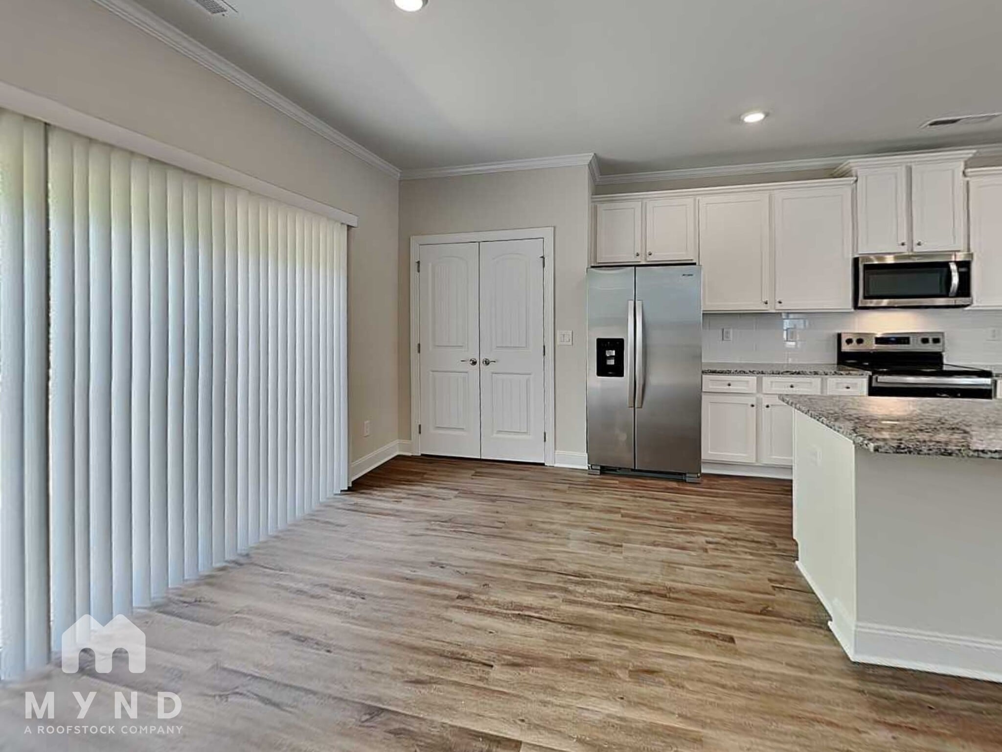 Building Photo - 6921 Woodland Stream Pl