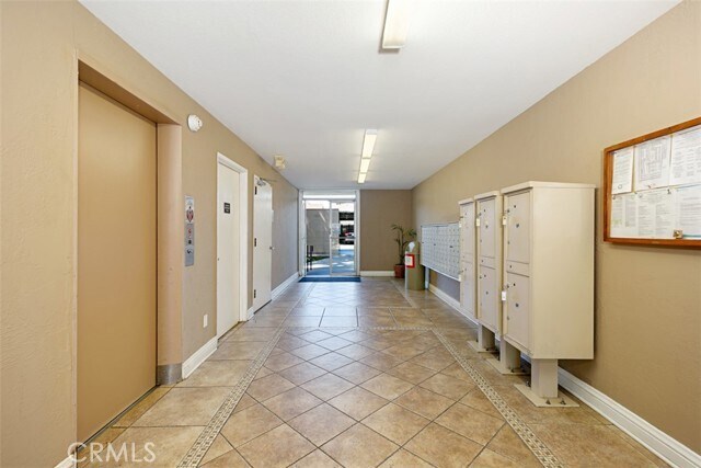 Building Photo - 12200 Montecito Rd