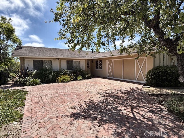 Building Photo - 28845 Briarhurst Dr
