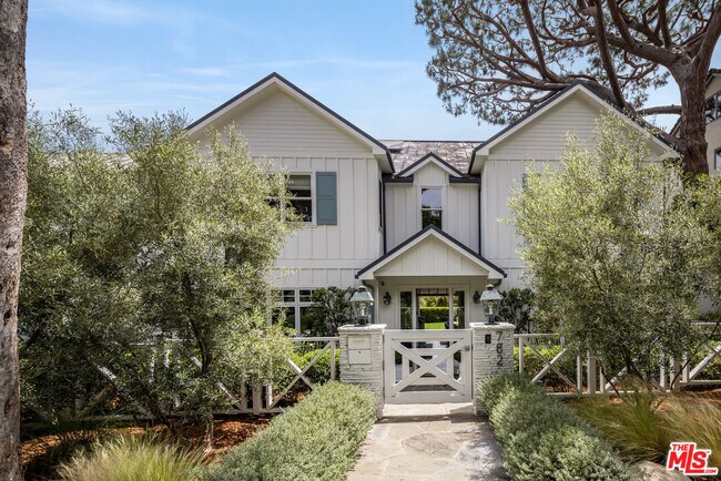 Building Photo - 782 Ranch Ln