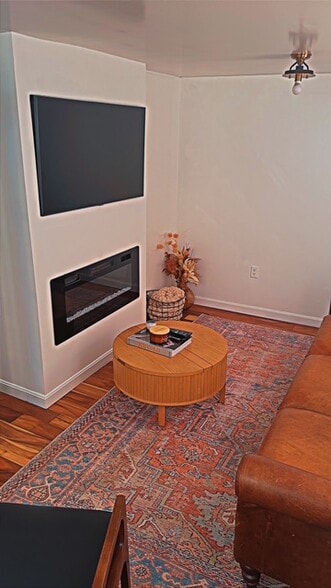 Fireplace - 22 Linwood St