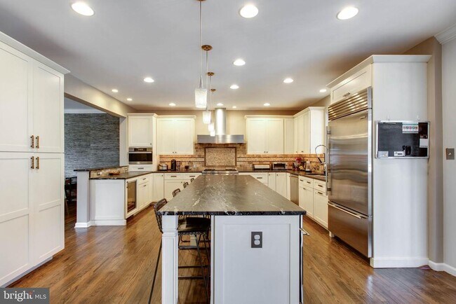 Building Photo - 3031 Terra Maria Way
