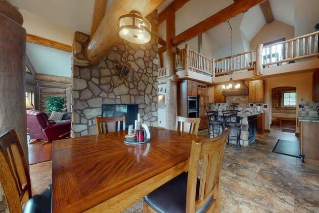 Building Photo - 160 County Rd 6236