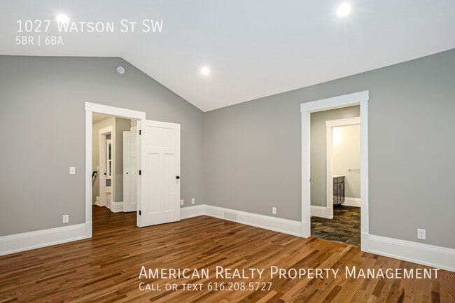 Building Photo - 1027 Watson St SW