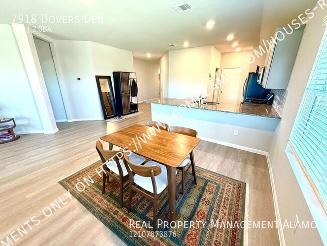 Building Photo - 7918 Dovers Den