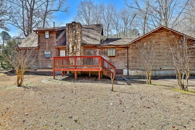 Building Photo - Fully Furnished 3BR Home in Fayetteville. Flexible Lease Options!