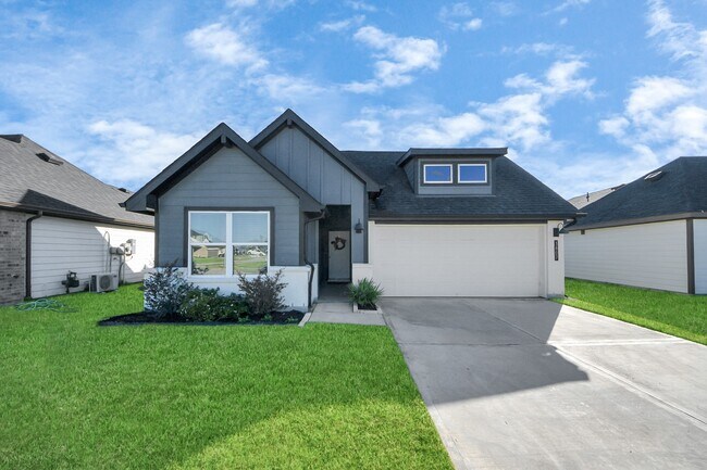 Primary Photo - 3807 Beltingham Bend Wy