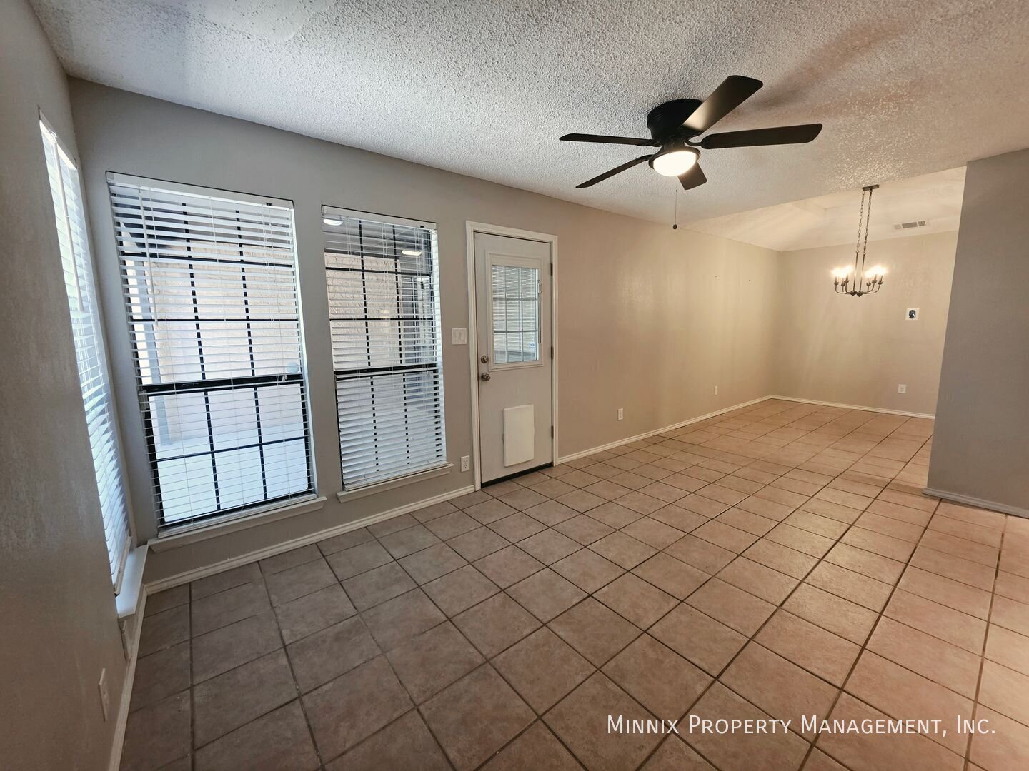 Building Photo - 3826 Nassau Dr