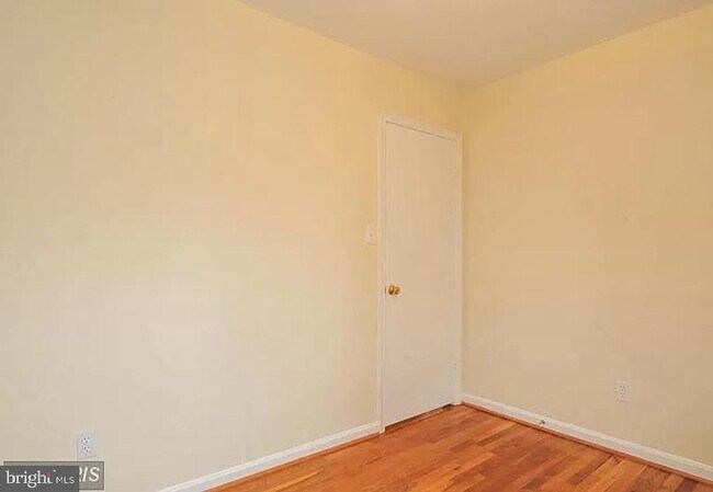 Building Photo - 8707 Greystone Pl