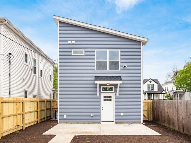 Building Photo - 145 Hayden Ave