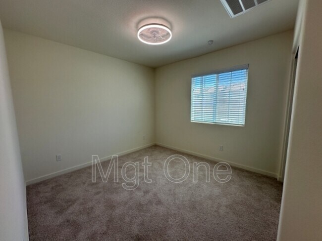 Building Photo - 12844 Sovite Way