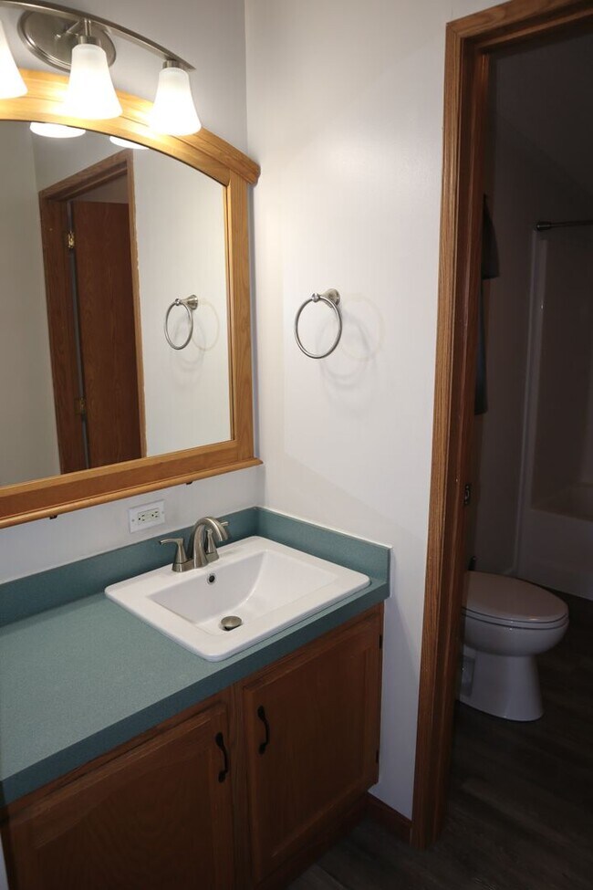 Building Photo - Lovely 3 bedroom, 2 bath home!