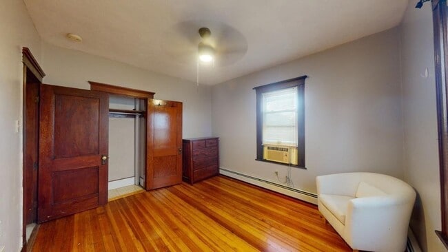 Building Photo - 139 Hillsdale Rd