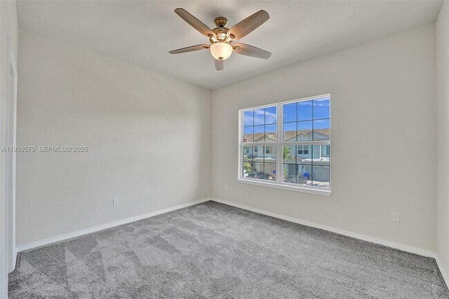 Building Photo - 4764 Eucalyptus Dr