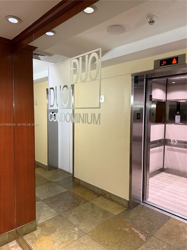 Building Photo - 1755 E Hallandale Beach Blvd