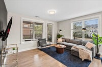 Building Photo - 7417 Waverly Walk Ave