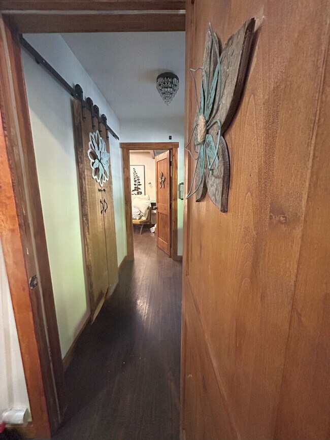 Building Photo - 23253 WA-534