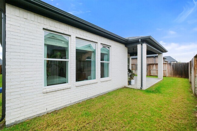 Building Photo - 2310 Precision Ln