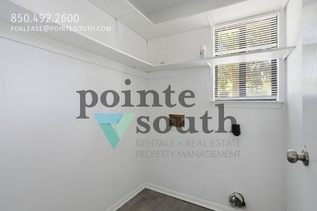 Building Photo - 126 Pine Ridge Trce