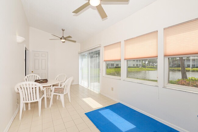 Building Photo - 4079 Garden Villas Ct