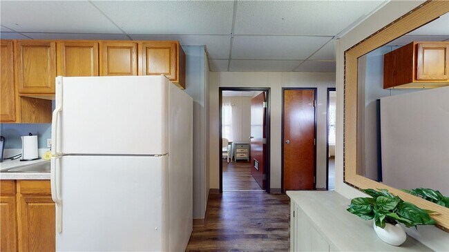 Building Photo - 5585 Straub Rd
