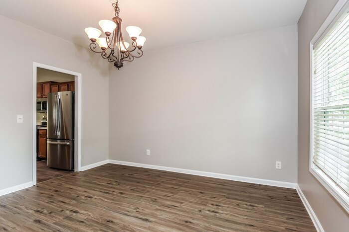 Building Photo - 39 Lenore Ct