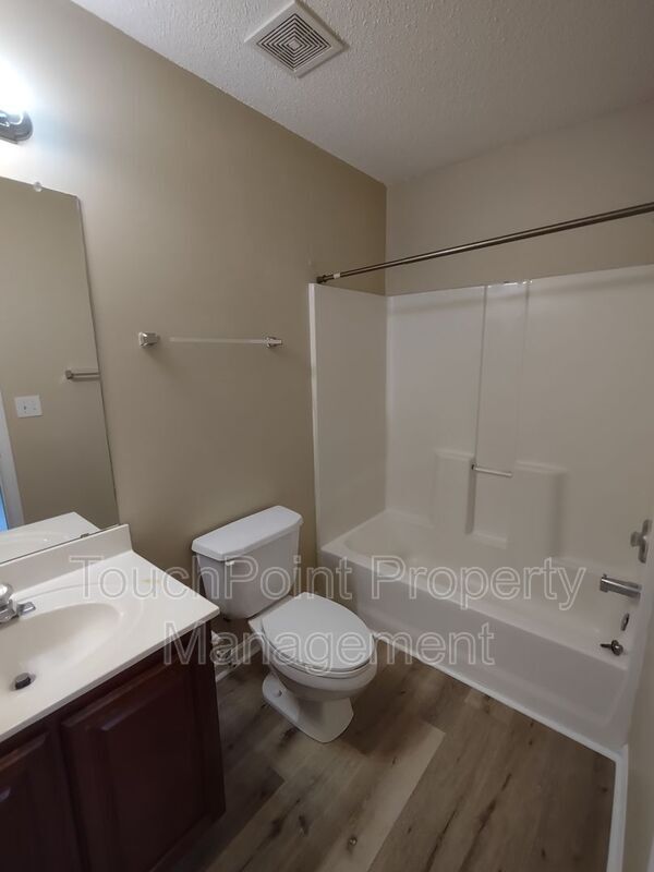 Building Photo - 10215 Reindeer Way Ln