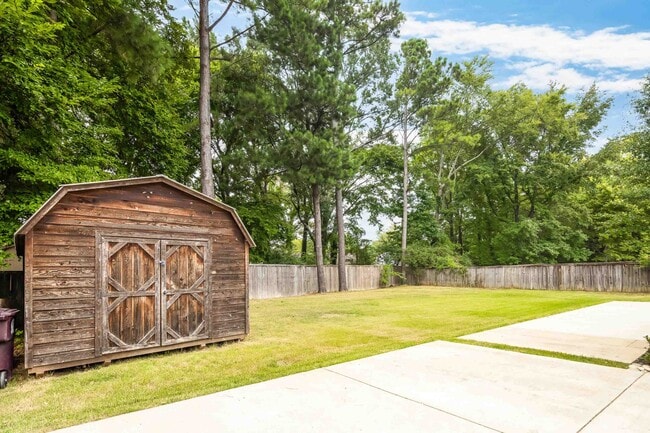 Building Photo - 1023 Greencliff Rd