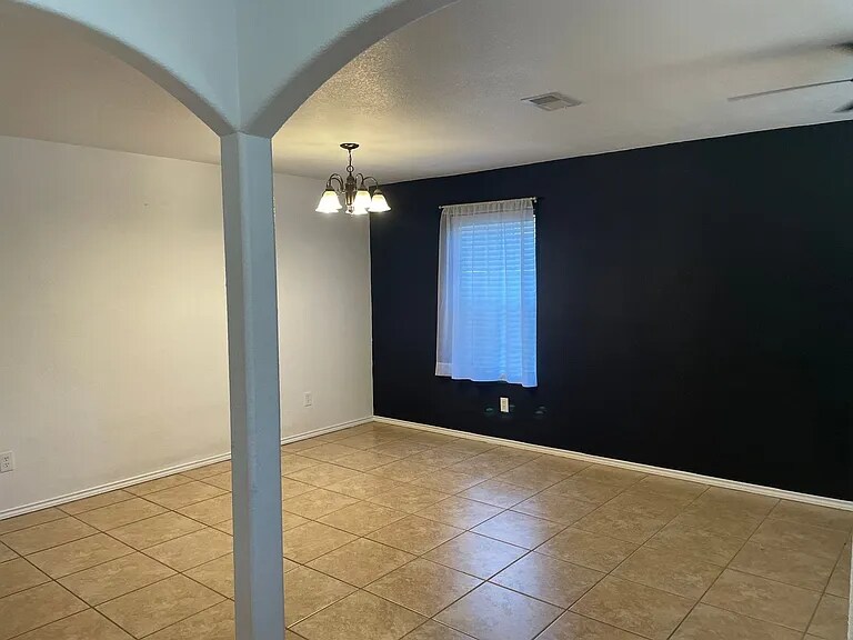 Building Photo - 2937 Santa Sofia St