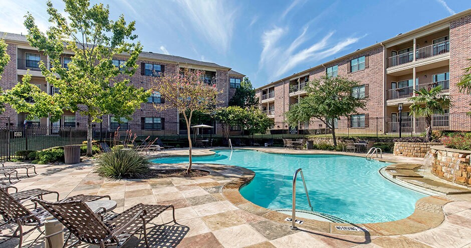 Primary Photo - Estates at Vista Ridge Apartments