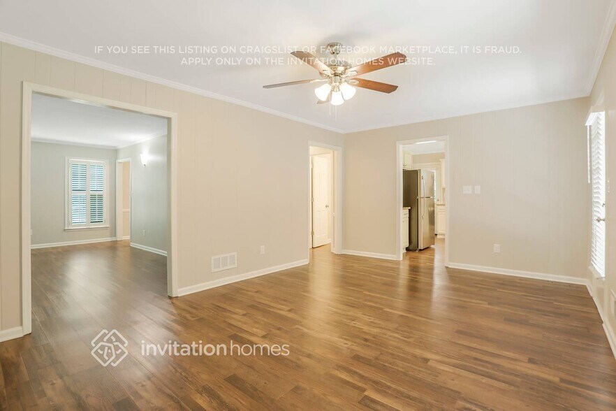 Building Photo - 3904 Vinyard Way NW