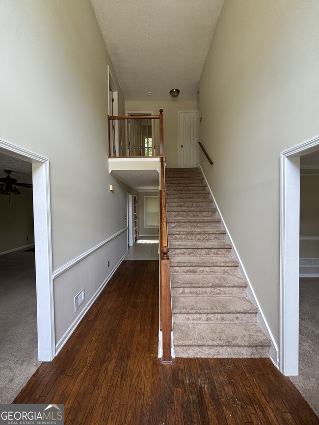 Building Photo - 3330 Ridgerock Way