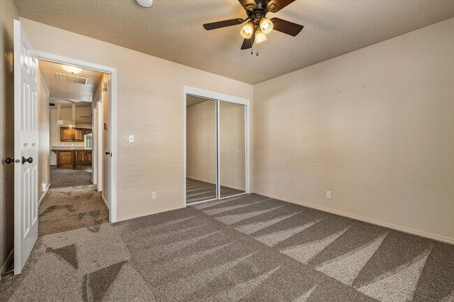 Building Photo - 2168 N Glennfield Way