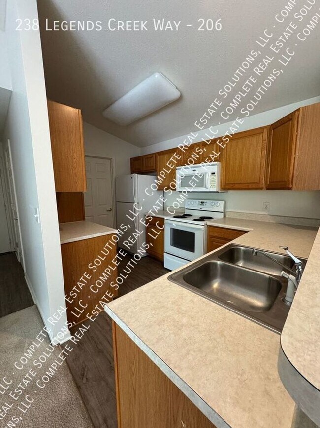 Building Photo - 238 Legends Creek Way