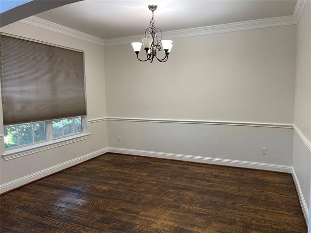 Building Photo - 422 E La Villita Blvd