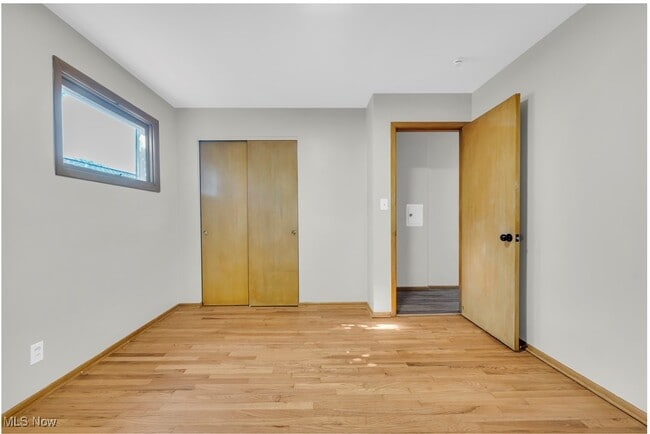 Building Photo - 3460 Hetzel Dr