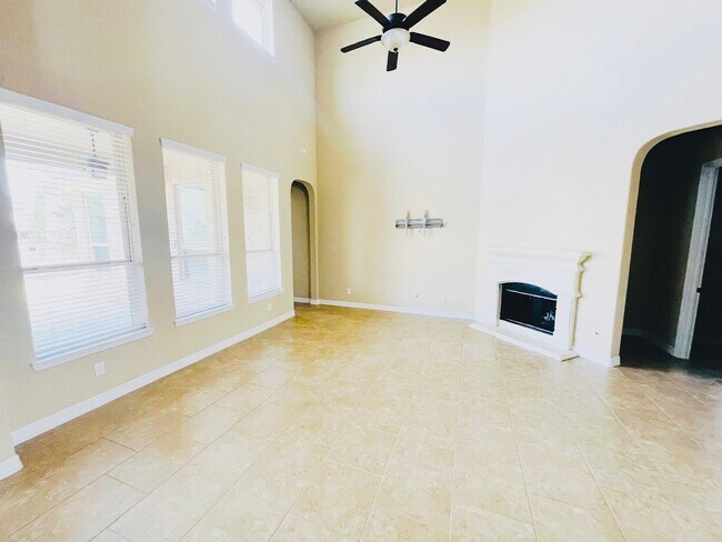 Building Photo - 24518 Ali Creek Ct