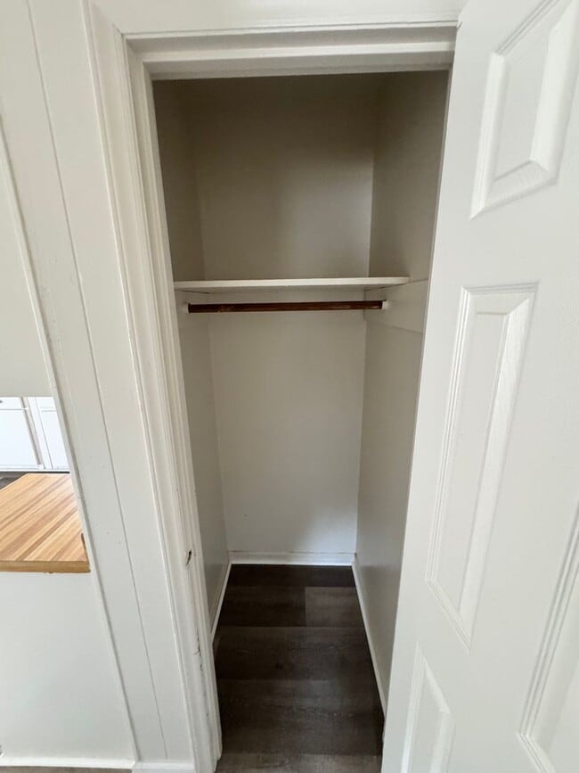 Building Photo - 3/1 in Shelby, NC