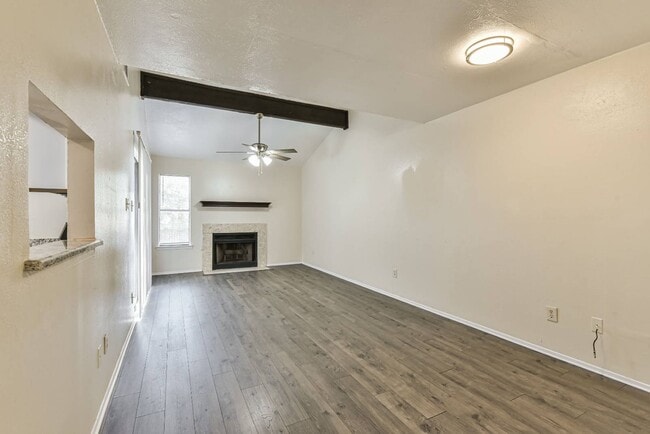 Building Photo - 1224 Westway Cir