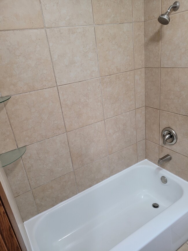 Building Photo - 4712 Western Ave