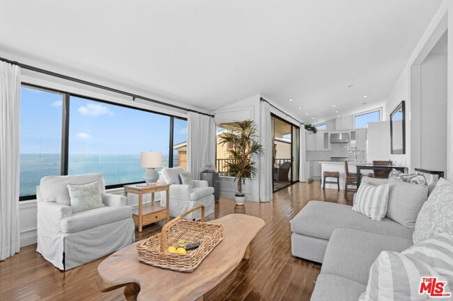 Building Photo - 29700 Zuma Bay Way