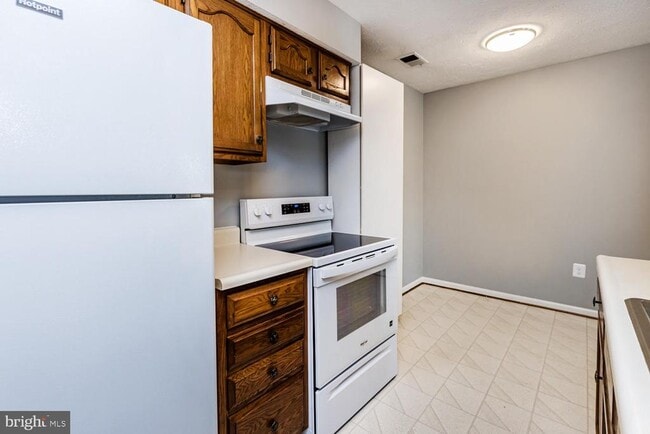 Building Photo - 4732 Dorsey Hall Dr