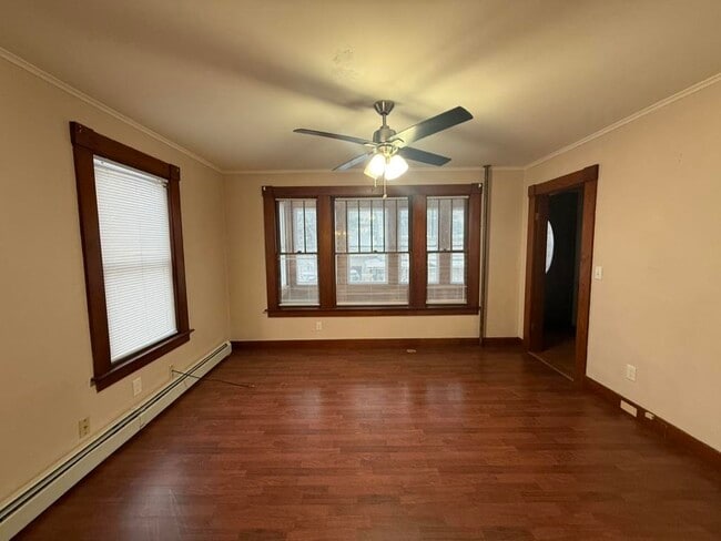 Building Photo - 672 Central St