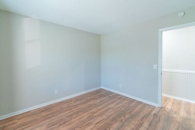 Building Photo - 2 Bed 2 Bath Condo in Charlotte