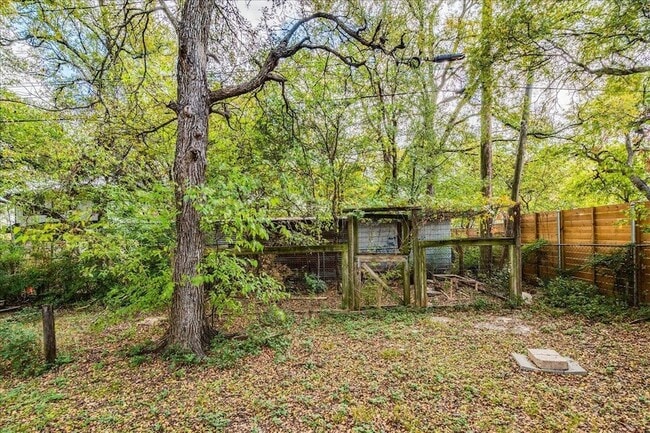 Building Photo - 4603 Jinx Ave