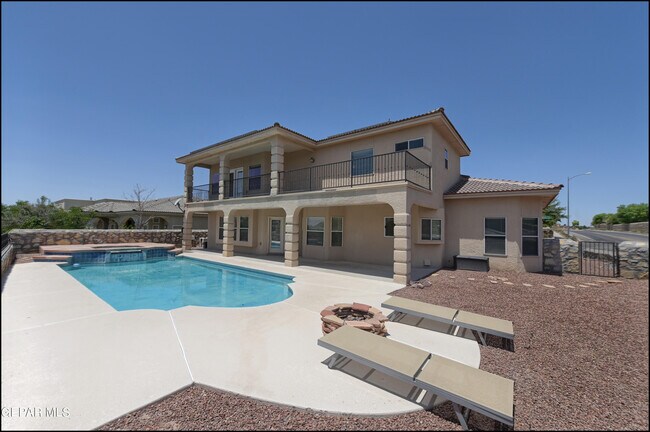 Building Photo - 6300 Franklin Vista Dr