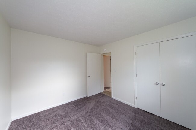 Building Photo - Updated 3 bedroom 1.5 bath home in desirab...