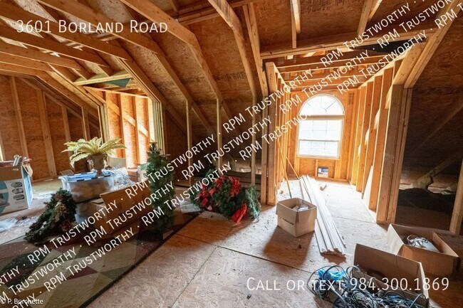 Building Photo - 3601 Borland Rd