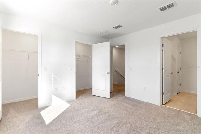 Building Photo - 2987 Skyline Lp