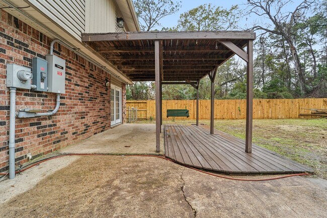 Building Photo - 3103 Glade Springs Dr